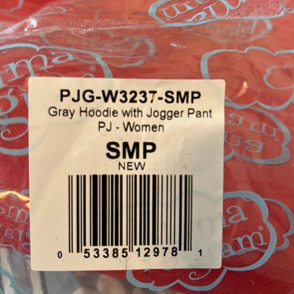 Pajamagram Loved personalized with “Kim” embroidery - Picture 6 of 12